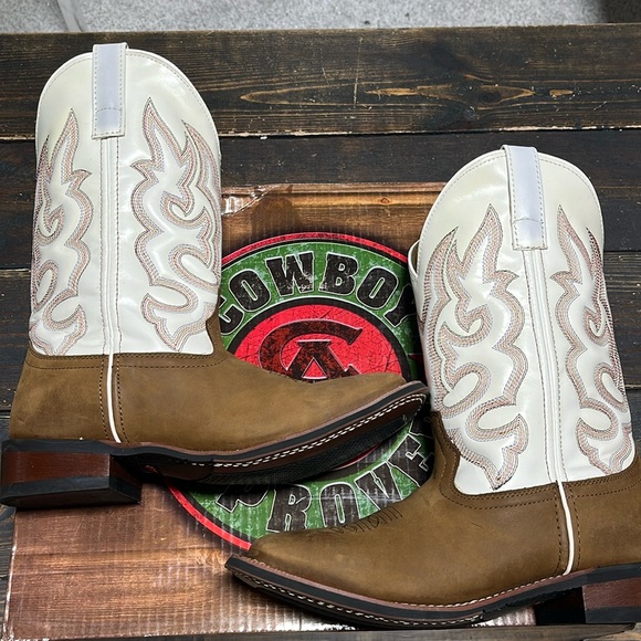 LAREDO MESQUITE EMBROIDERED SQUARE TOE  BOOTS TAUPE/WHITE - 8.5 - Picture 4 of 8